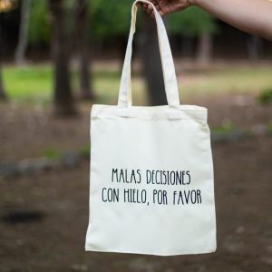 Malas decisiones con hielo, por favor